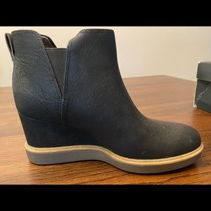 Dr. Scholl’s Black Ankle Boot